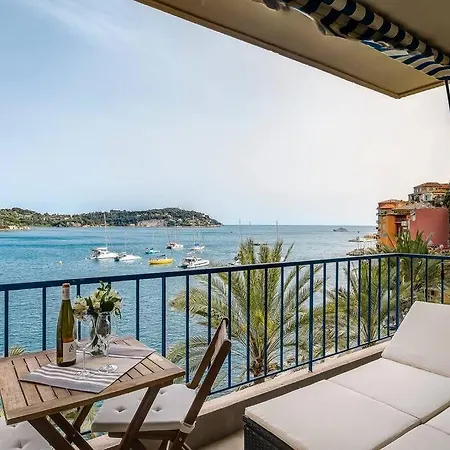 Апартаменты Stunning Waterfront Вильфранш-сюр-Мер